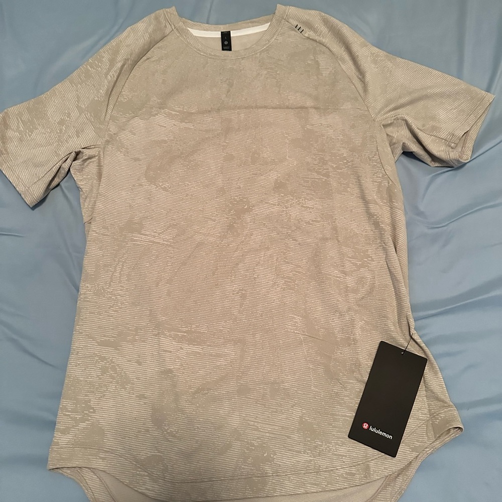 lululemon men’s drysense short sleeve